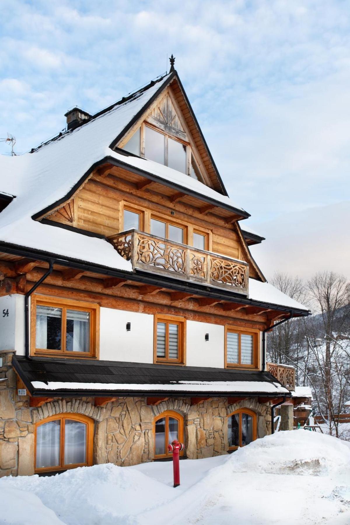 Two Bedrooms Karpi 120m2 *